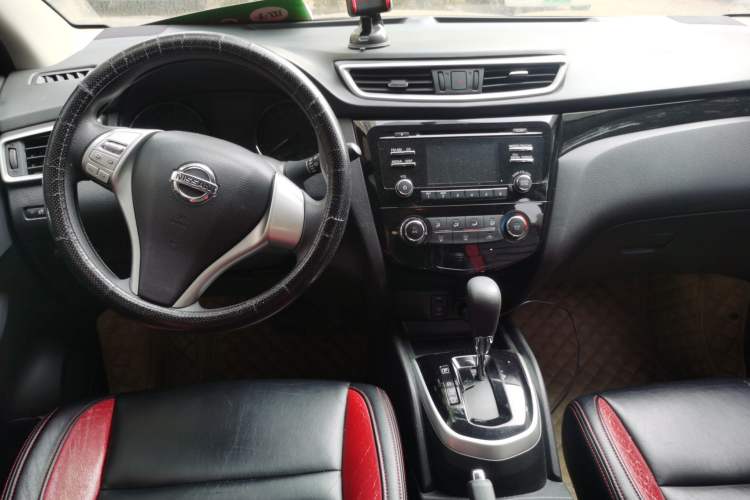 Used Nissan Qashqai 2016 2.0L CVT Elite Edition
