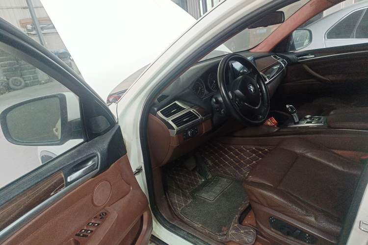 Used BMW X6 2009 xDrive35i
