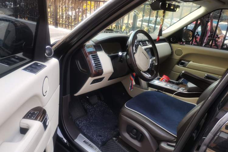 Used Land Rover Range Rover 2017 3.0 SC V6 Vogue Extended Version