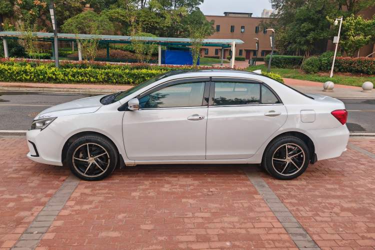 Used BYD Qin New Energy 2014 1.5T Flagship Model
