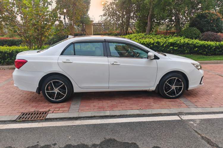 Used BYD Qin New Energy 2014 1.5T Flagship Model
