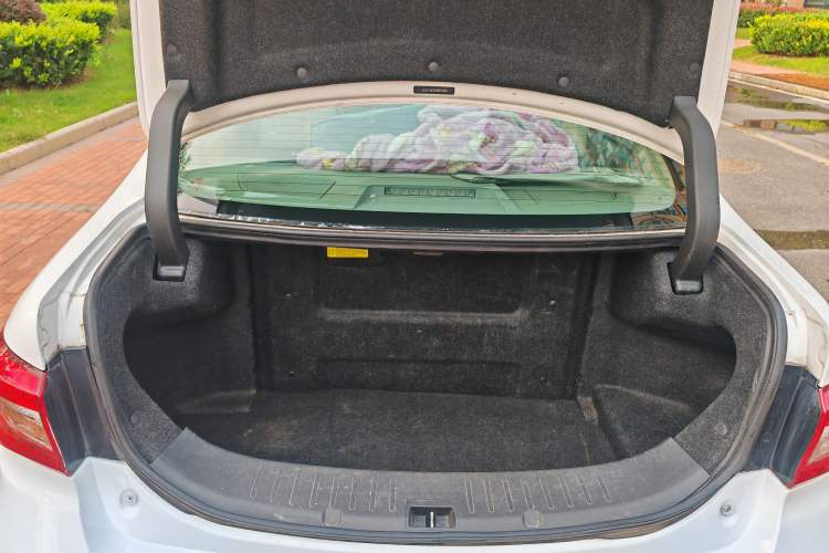 Used BYD Qin New Energy 2014 1.5T Flagship Model
