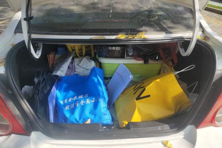 Used Chevrolet Aveo Sonic 2011 Sedan 1.4L Manual Transmission SE
