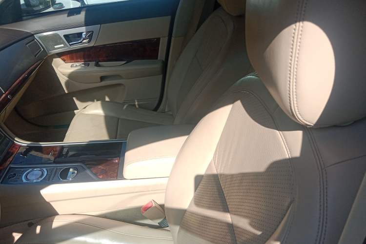 Used Jaguar XF 2009 XF 3.0L V6 Luxury Edition