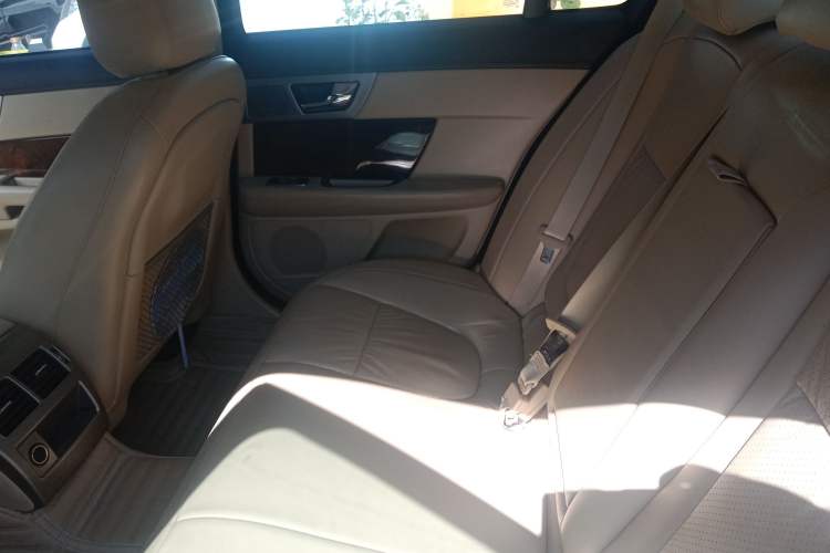 Used Jaguar XF 2009 XF 3.0L V6 Luxury Edition