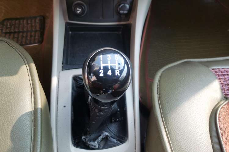 Used Changan Alsvin V5 2012 1.5L Manual Dream Edition