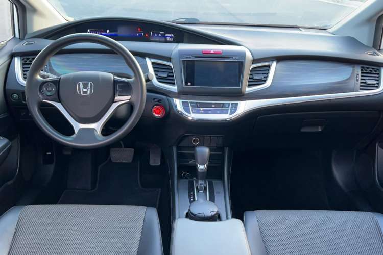 Used Honda Jade 2020 1.8L automatic Comfort version
