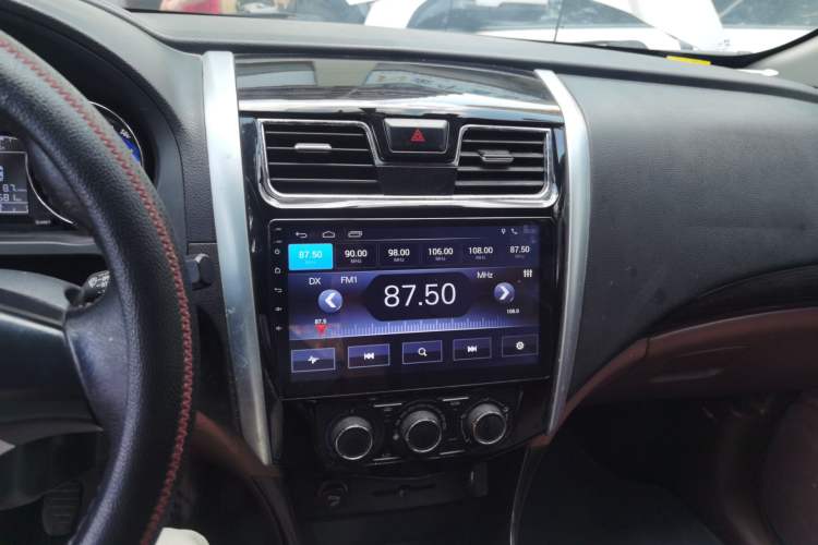 Used FORTHING SX6 2016 1.6L Manual Luxury Model
