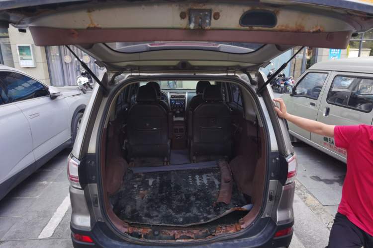 Used FORTHING SX6 2016 1.6L Manual Luxury Model
