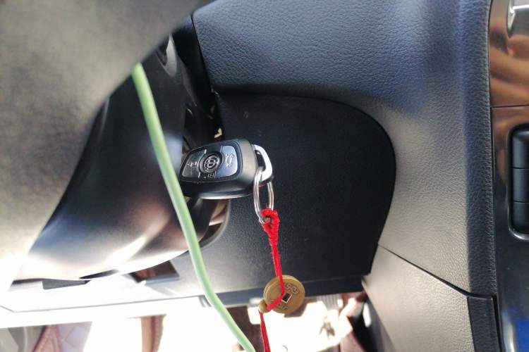 Used Brilliance V5 2014 1.6L Manual Comfort Model