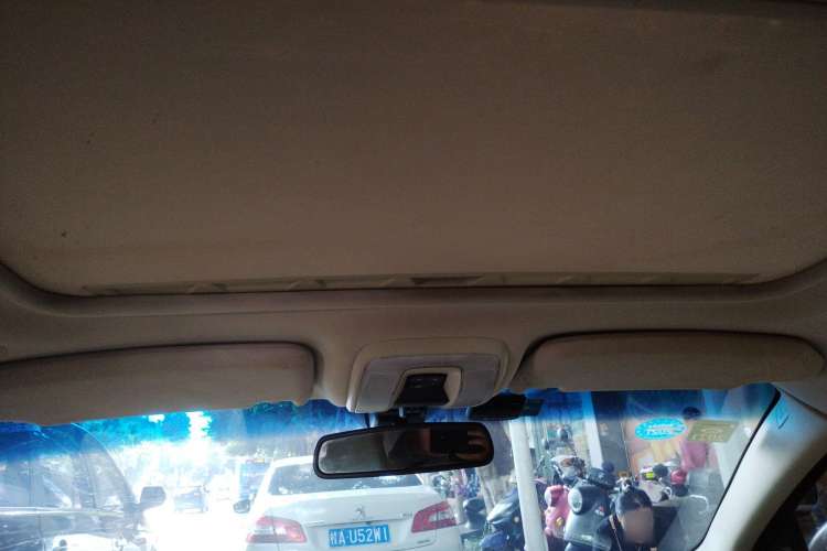 Used Volvo S80L 2011 2.0T ZhiZun Edition
