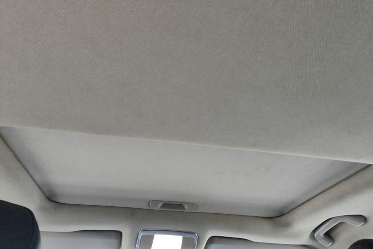 Used Zotye T600 Coupe 2017 1.5T Automatic Luxury Model Headliner