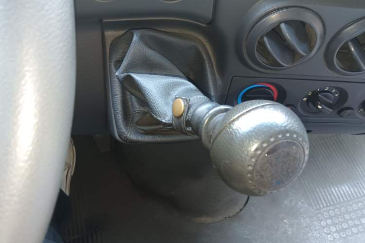 Used Iveco Turin 2009 2.5T-A32 Base Version