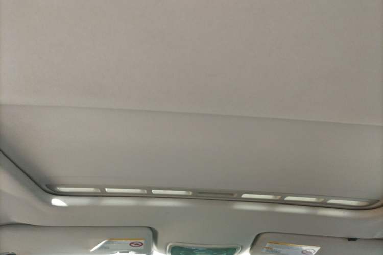 Used Roewe 350 2010 350C 1.5L Automatic Xunyi Edition
