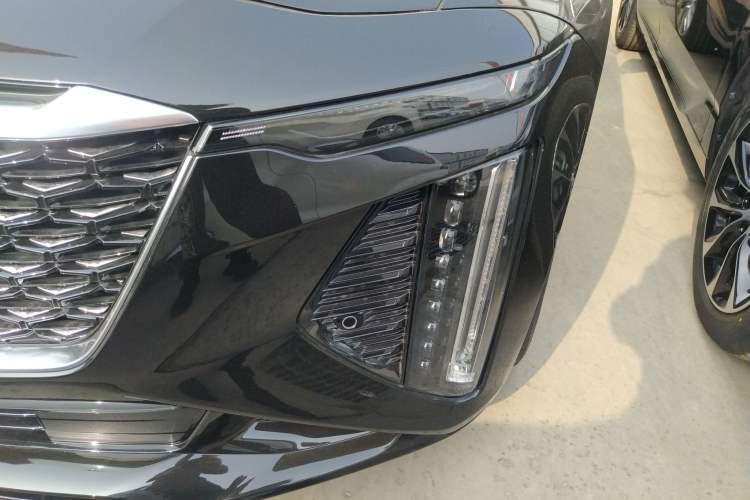 Used Cadillac CT6 2023 28T Luxury Version
