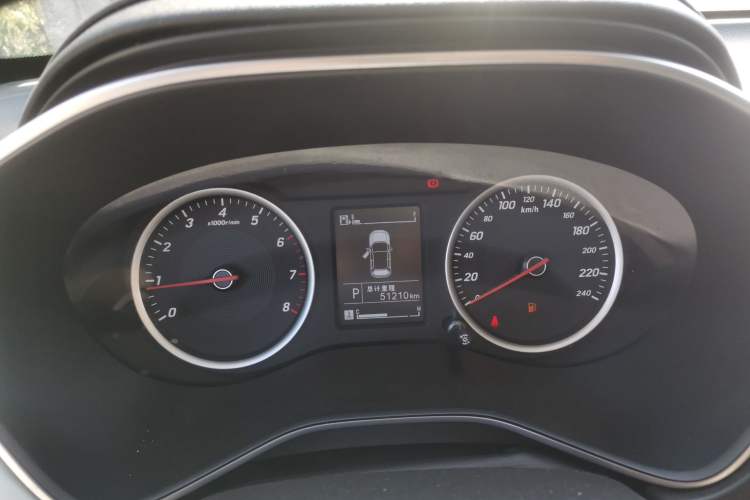 Used Baojun 530 2019 1.5T CVT Luxury Model 7 Seats China V Emission Standard
