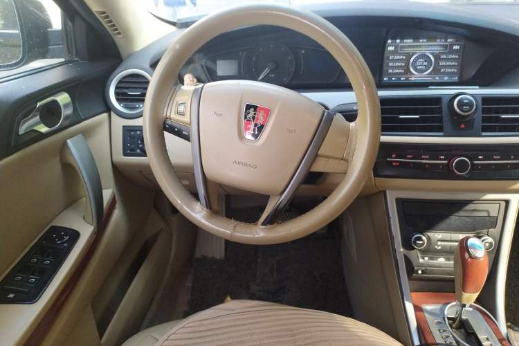 Used Roewe 550 2013 Classic Edition 550 1.8L Automatic Fashion Model
