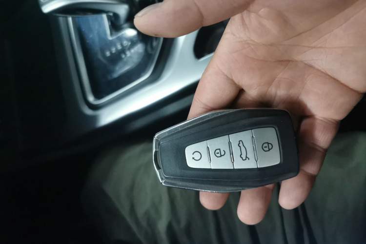 Used Geely Auto Haoyue 2020 1.8TD DCT Luxury 7-Seater