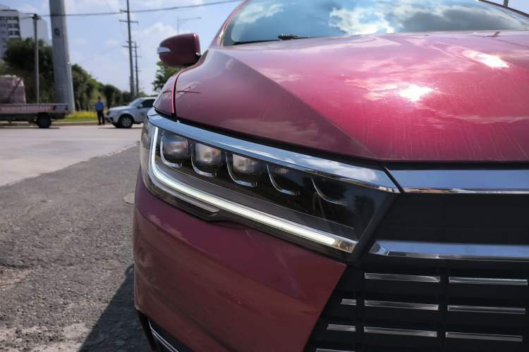 Used BYD Qin New Energy 2019 High-Range Deluxe Model
