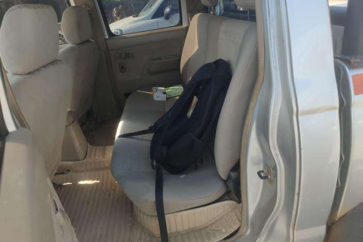 Used Dongfeng Ruichi 2013 2.4L Gasoline 4x4 Standard Edition ZG24