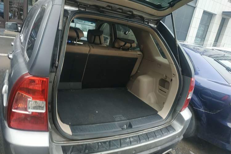 Used Kia Sportage 2012 2.0L Manual Two-Wheel Drive GL Trim