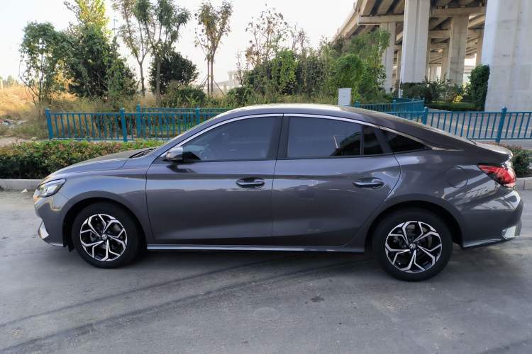 Used MG 5 2021 180 DVVT Manual Youth Style Edition