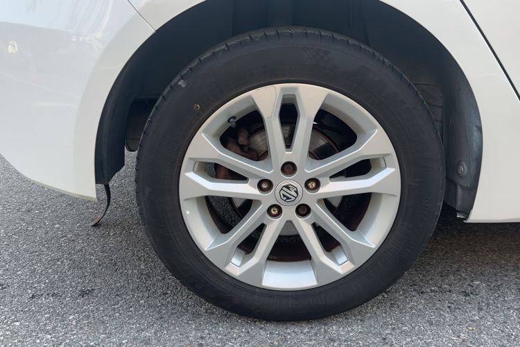 Used MG 5 2012 1.5L Automatic Luxury Edition