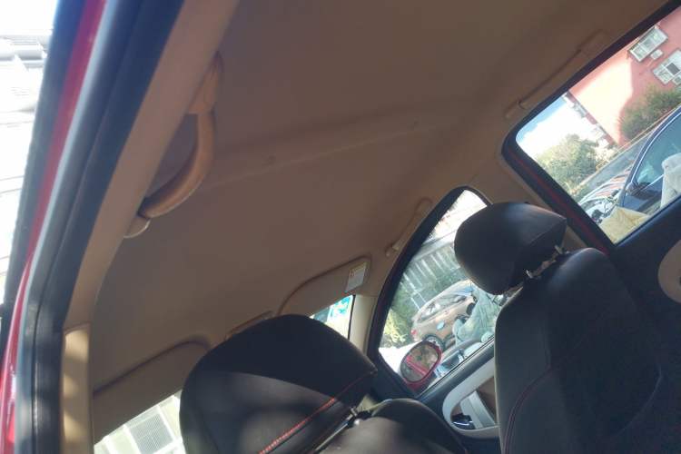 Used Geely Auto Panda 2014 CROSS 1.3L Manual Elite Model
