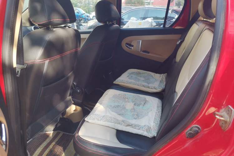 Used Geely Auto Panda 2014 CROSS 1.3L Manual Elite Model
