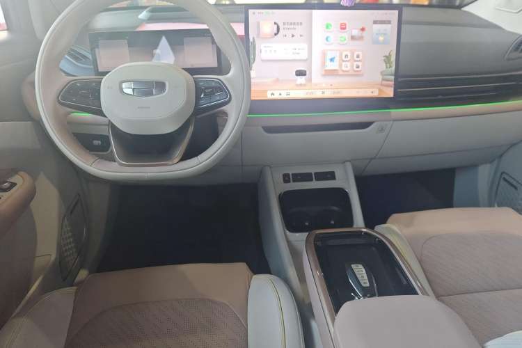 Used Geometry M6 2022 580 New Fun Edition
