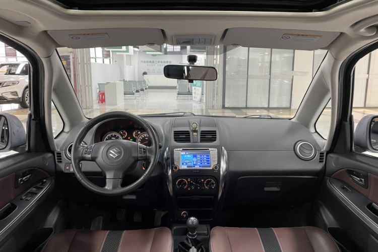 Used Suzuki SX4 2012 1.6L Manual Ruiqi Model
