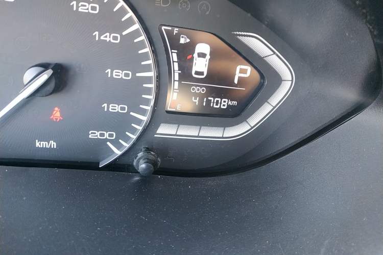 Used CHANGAN Alsvin 
