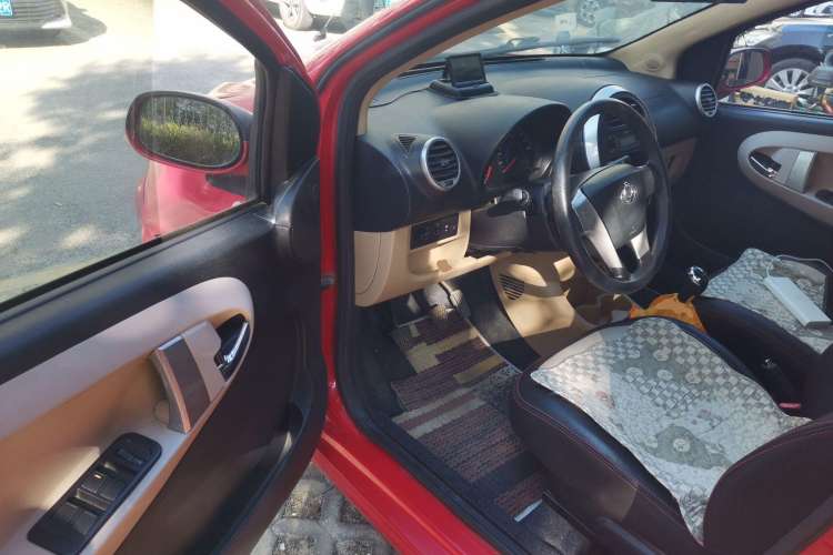 Used Geely Auto Panda 2014 CROSS 1.3L Manual Elite Model
