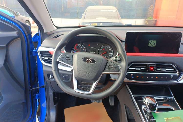 Used SOL X8 2021 300T DCT Leading Smart Connectivity Version 6 Seats