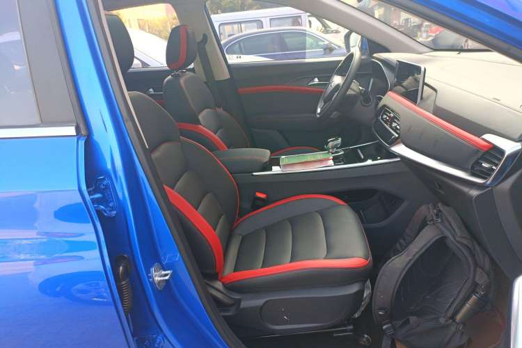 Used SOL X8 2021 300T DCT Leading Smart Connectivity Version 6 Seats