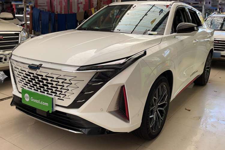 Used Oshan Z6 2022 Blue Whale 1.5T DCT Smart Navigation Model