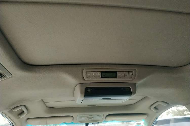 Used Toyota Previa 2006 2.4L 7-Seater Luxury Edition