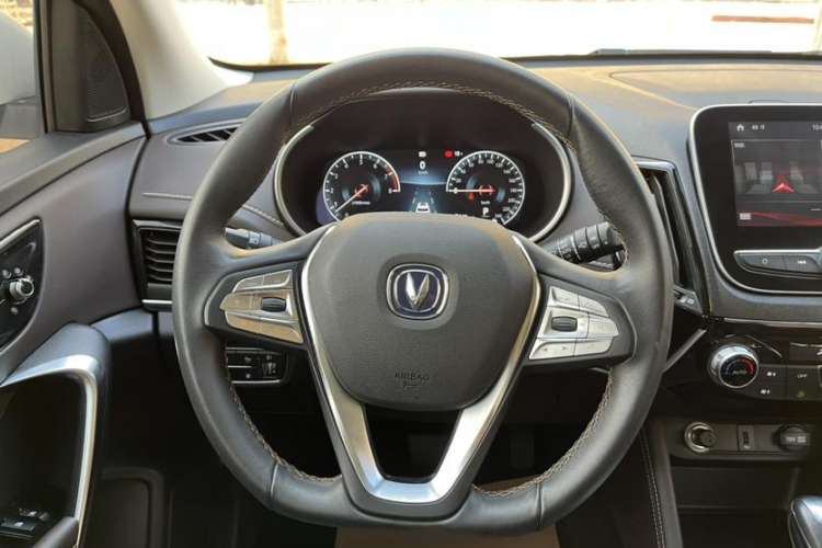 Used Changan CS55 2019 1.5T Automatic Xuanzhi Model China VI Standard