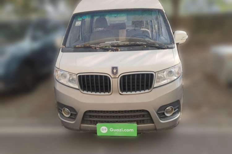 Used Jinbei New Hiace X30L 2018 1.5L Wealth Edition DLCG14 Front