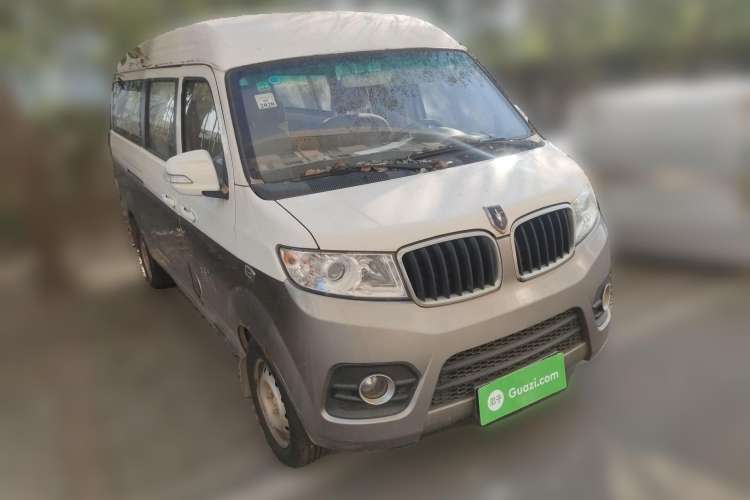 Used Jinbei New Hiace X30L 2018 1.5L Wealth Edition DLCG14 Front Right 45 Deg