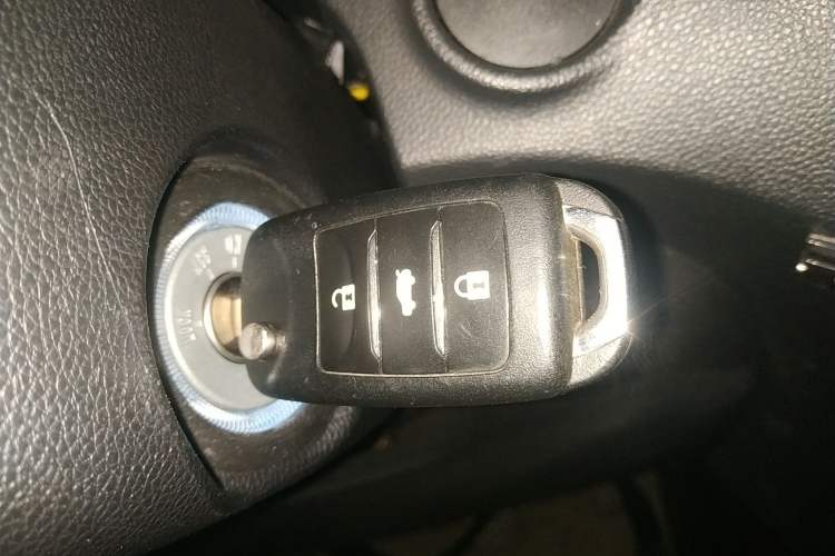 Used CHANGAN CS15 2016 1.5L Manual Luxury Edition
