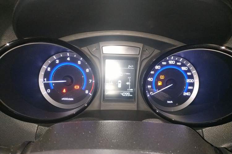 Used CHANGAN CS15 2016 1.5L Manual Luxury Edition
