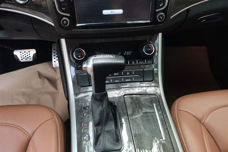 Used Haval H8 2015 2.0T Two-Wheel Drive Comfort Version
