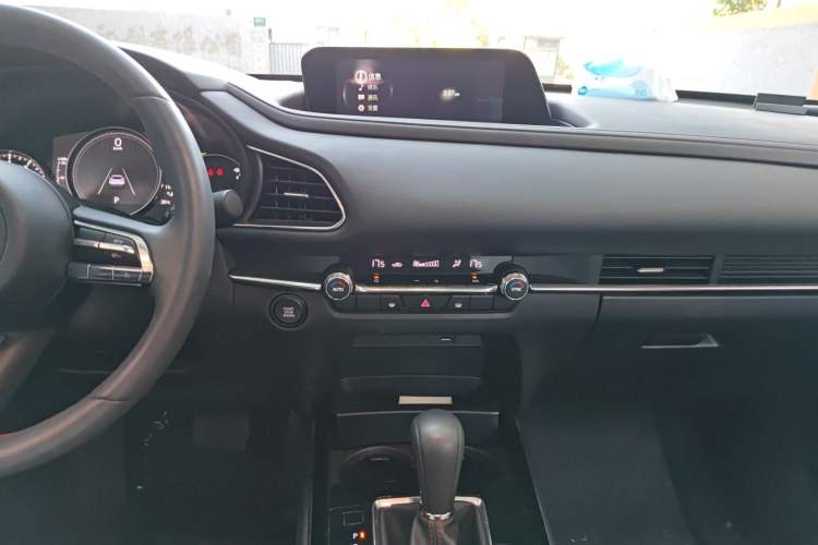 Used Mazda CX-30 2022 2.0L Automatic Jiayue Black Edition
