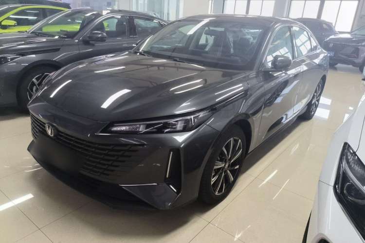 Used Changan Eado DD 2023 Blue Whale NE 1.5T GDI DCT Navigation Model