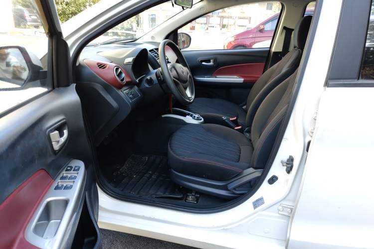 Used Changan Benni 2015 1.4L IMT Luxury Model China V Standard