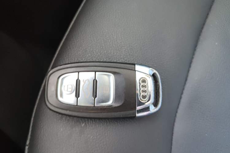 Used Audi A5 2012 2.0TFSI Cabriolet
