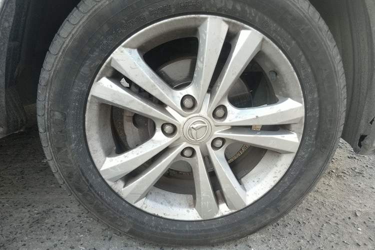 Used HYOSOW H3 2015 1.5L manual luxury version
