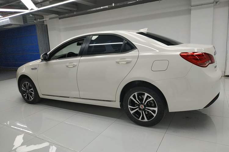 Used Roewe e550 2016 Deluxe Edition

