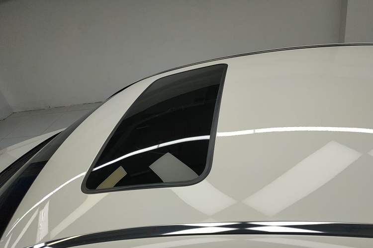 Used Roewe e550 2016 Deluxe Edition
